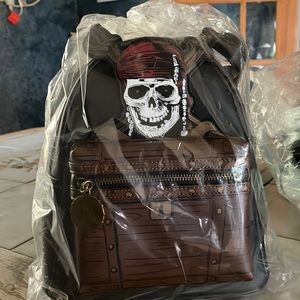 Loungefly Pirates of the Caribbean backpack, nwt gorgeous bag